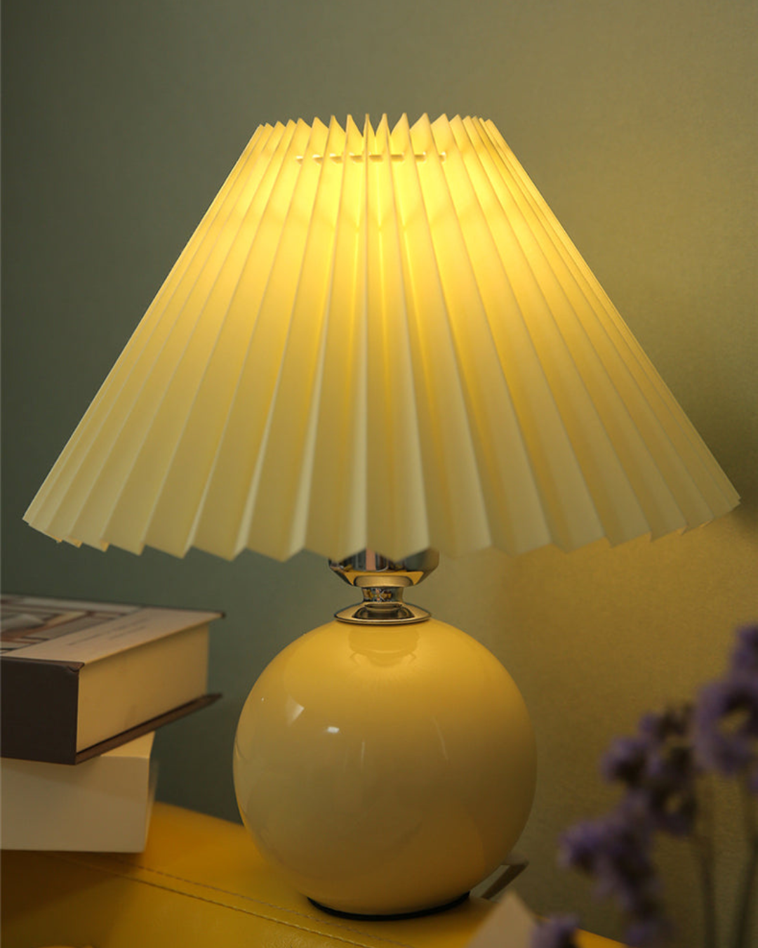 Retro Table Lamp