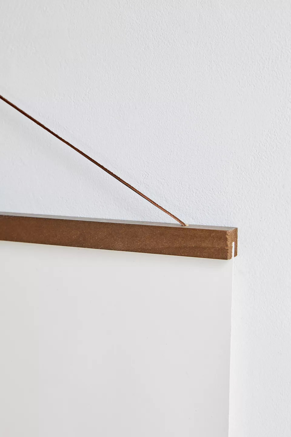 Magnetic Frame