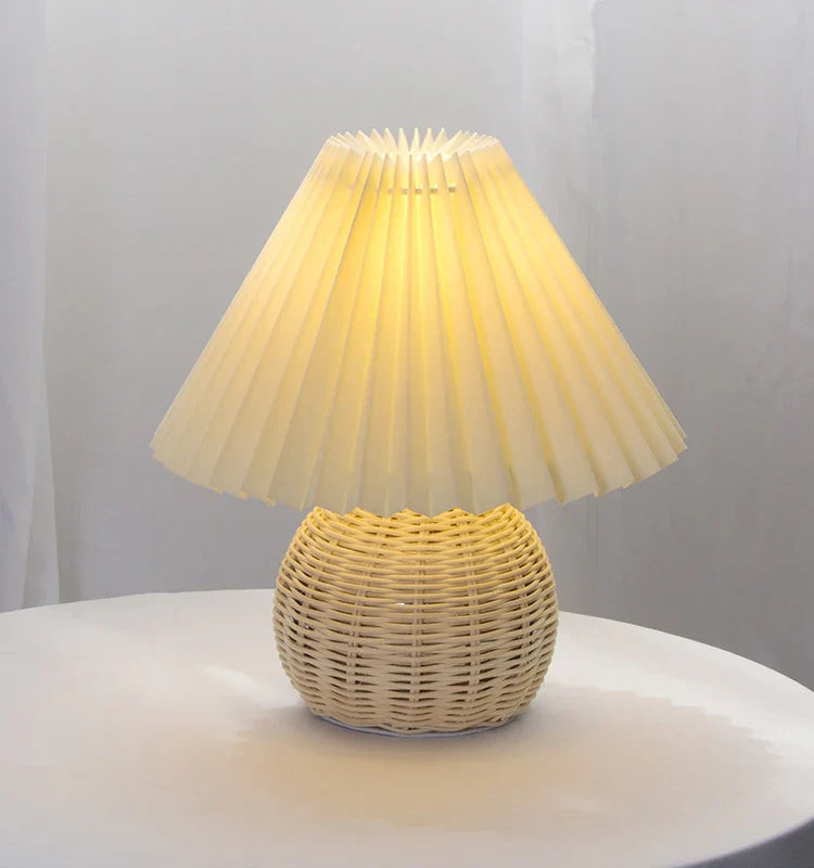 Retro Rattan Table Lamp