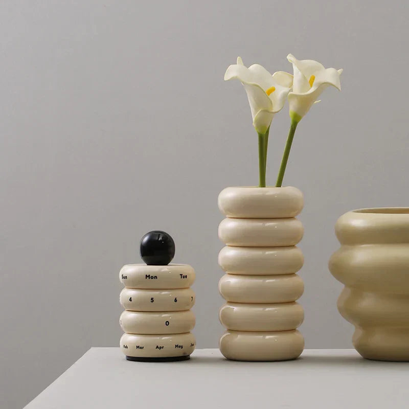 Bold Vase