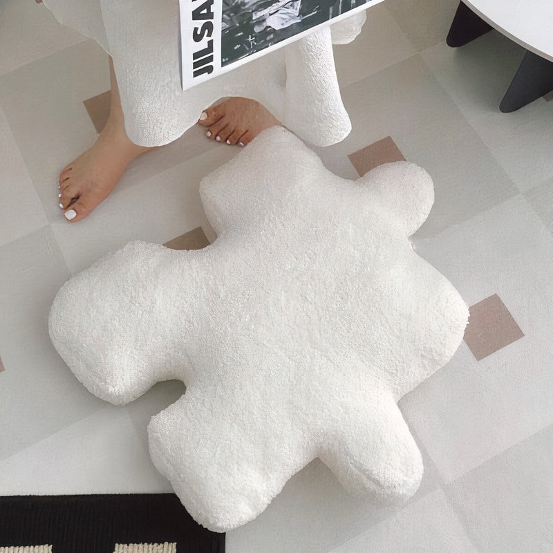 Puzzle Boucle Cushion
