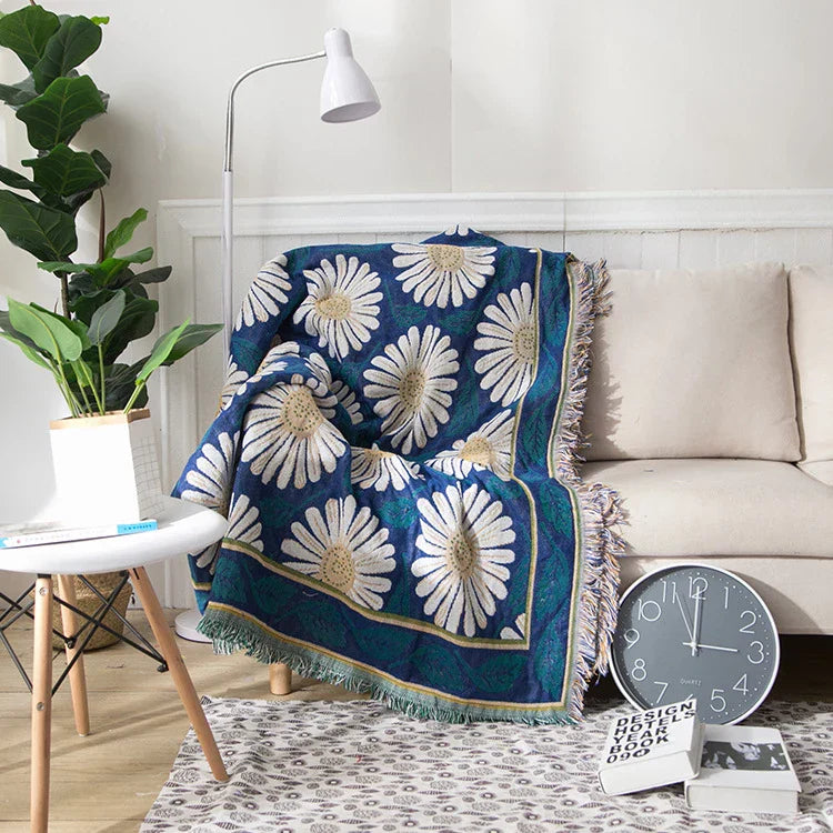 Daisy Throw Blanket