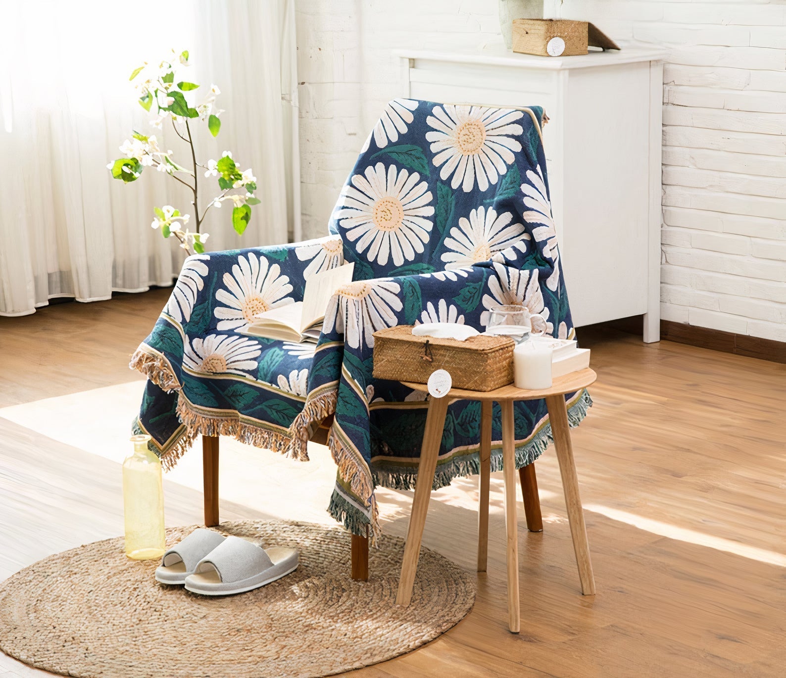 Daisy Throw Blanket